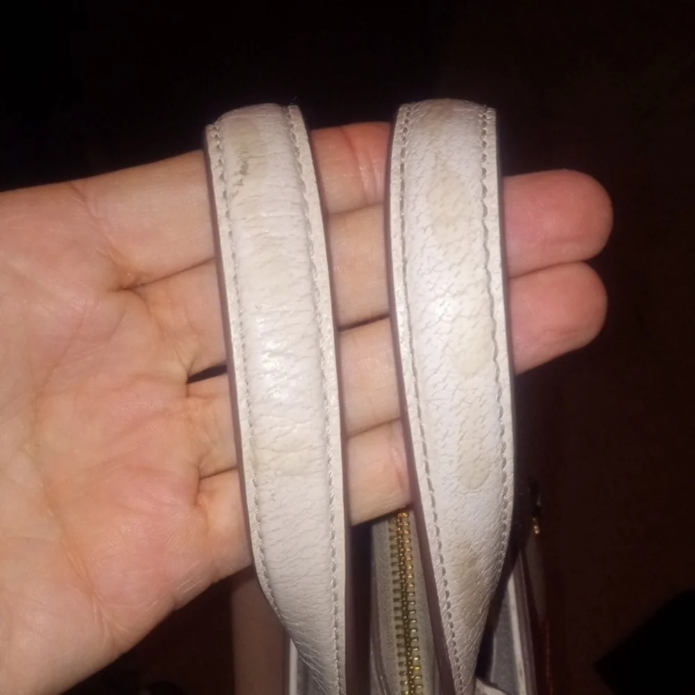 kate spade | Picnic Perfect Bee Lottie Handbag | GUC- see description - Picture 10 of 14